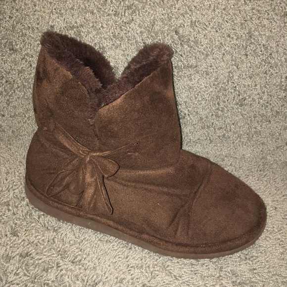 Slippers - Picture 2 of 2